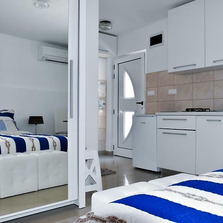 Apartment Anemare Kastela ~ Near By Split And Trogir Exterior photo