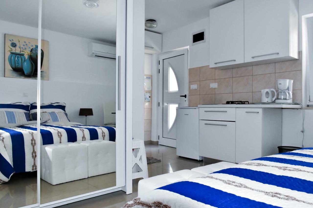 Apartment Anemare Kastela ~ Near By Split And Trogir Exterior photo
