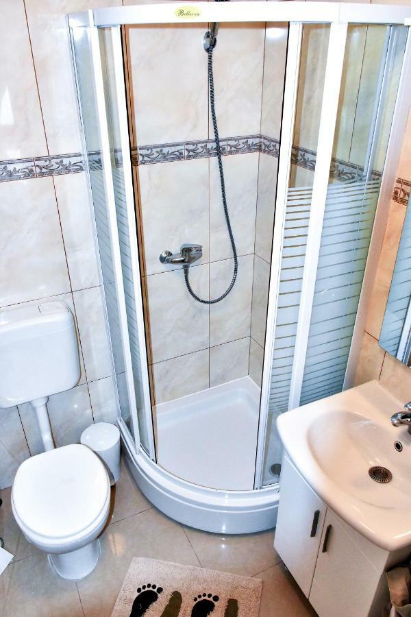Apartment Anemare Kastela ~ Near By Split And Trogir Exterior photo